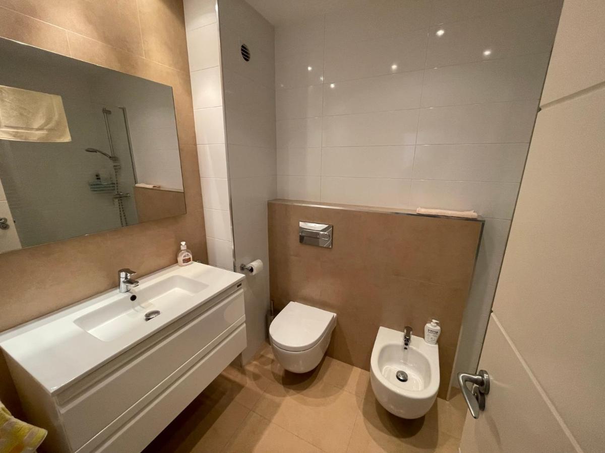 Precioso Apartamento Con Piscina Urbanizacion Playazul カンブリルス エクステリア 写真